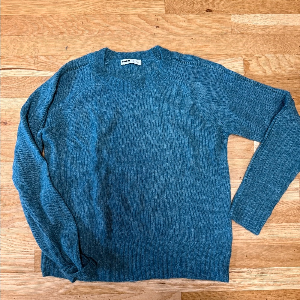 Elegant Teal Women's Crew Neck Sweater